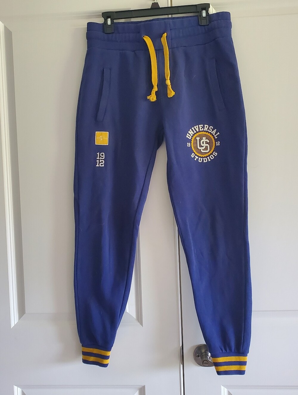 Universal Studios Logo Joggers Blue Yellow Adult Small Fun Theme Park Vibes